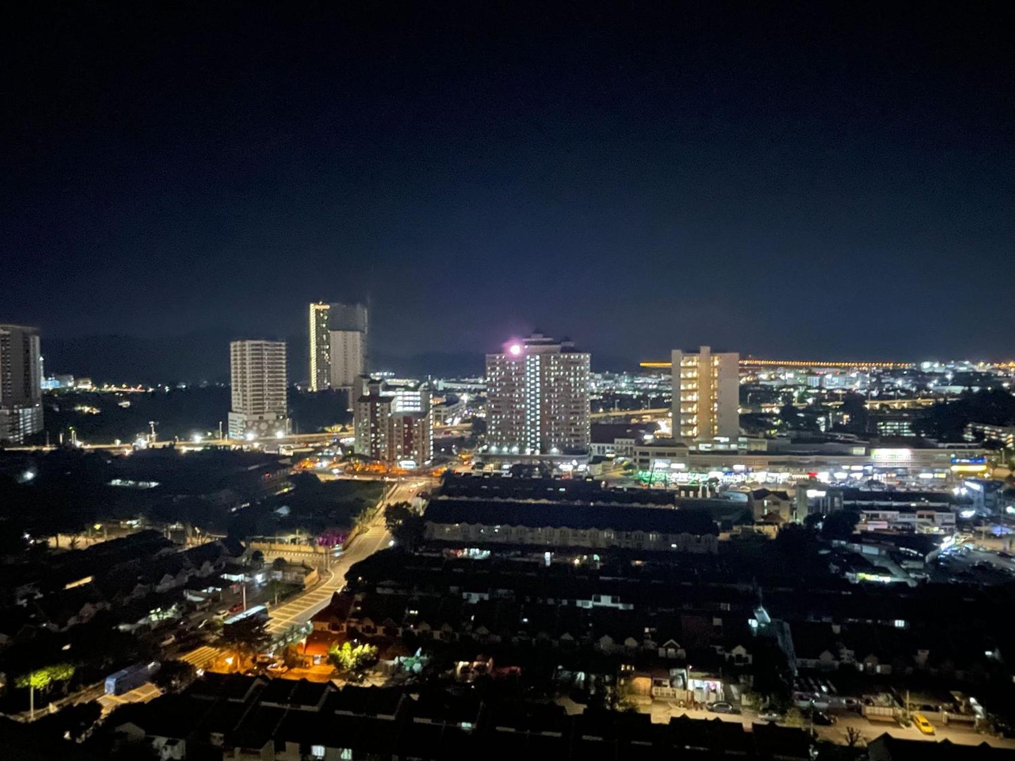 Apartament NEW 6Pax SOHO Near USM&SPICE ARENA&AIRPORT Bayan Lepas Zewnętrze zdjęcie